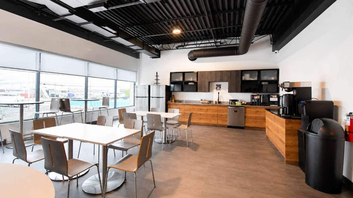 Commercial office interior fit-out in Saint-Laurent by IN Design & Construction
